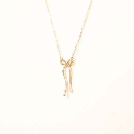 Bow Necklace
